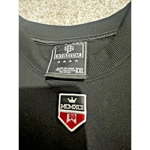 Stadium Men’s XXL Hockey Jersey Style Crewneck Sweatshirt Red Black Stars XX - Picture 2 of 6